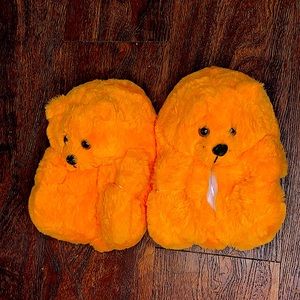 Kid Teddy Bear Slippers. Orange. Soft. Comfortable